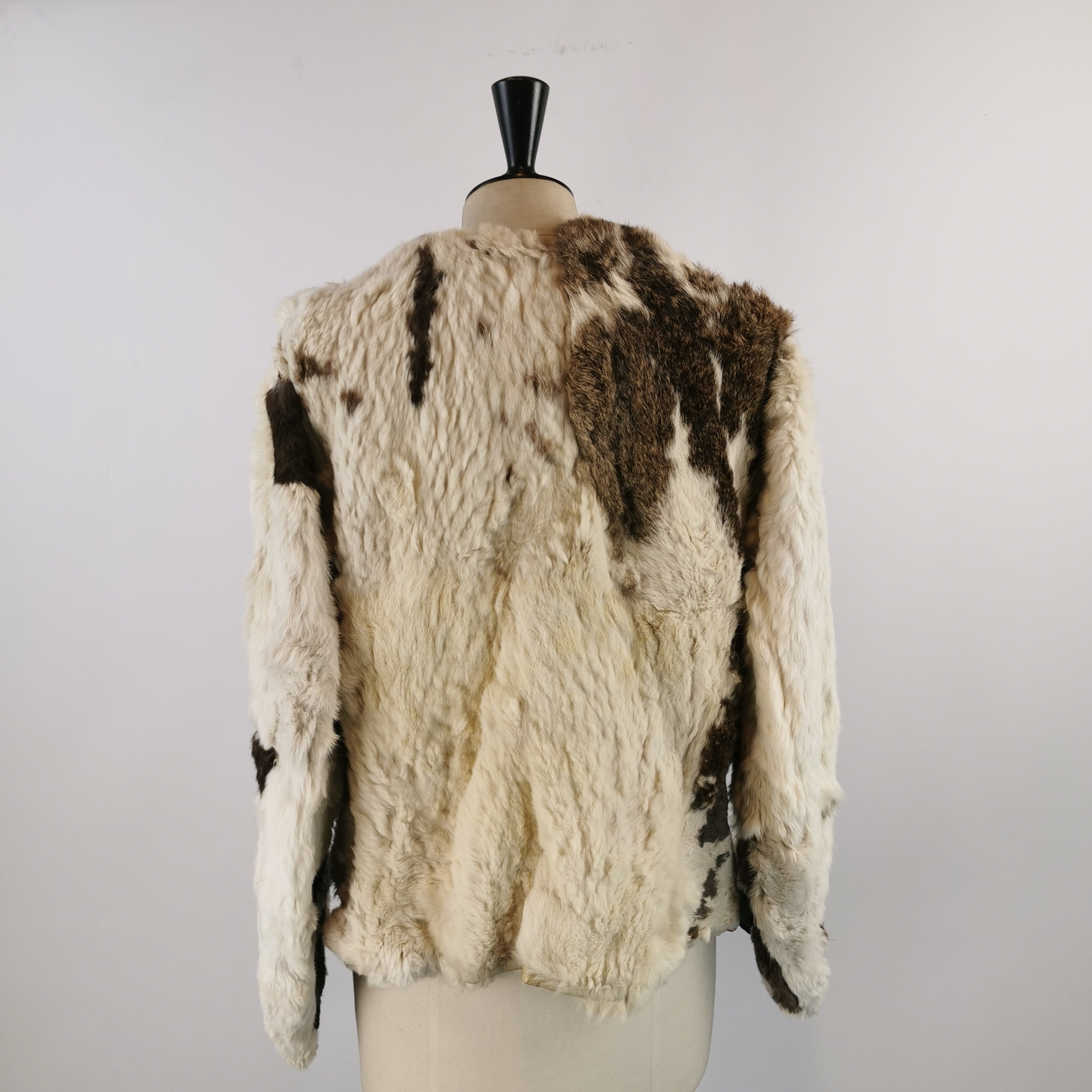Veste en fourrure naturelle – Style rétro - Taille S (estimée) Très bon état - Vue 2 - 